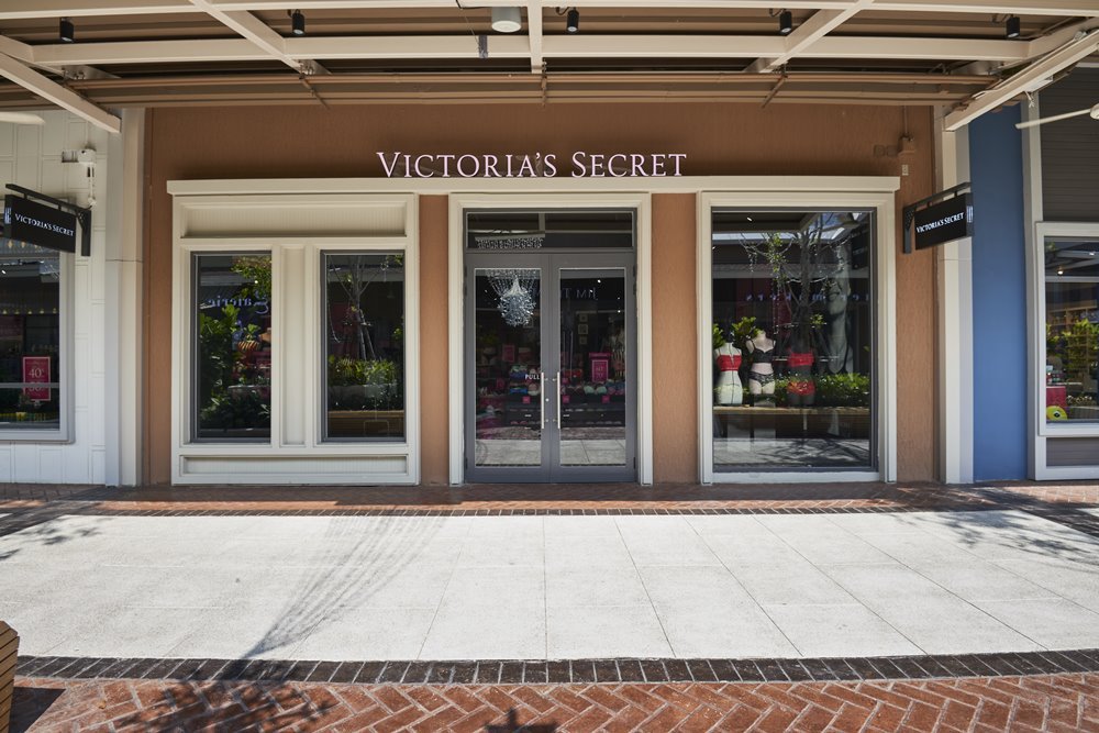 VICTORIA'S SECRET  Central Village Outlet